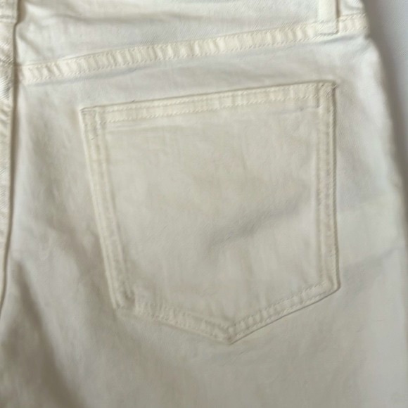 Gap Denim Women’s Shorts Cream 5” Shorts NWT - Picture 4 of 8